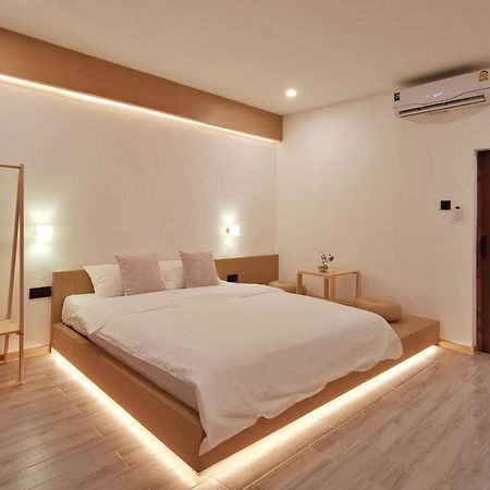Hotel Aono Chiang Mai Bagian luar foto