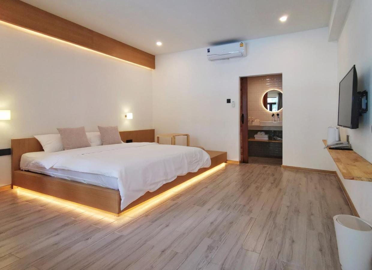 Hotel Aono Chiang Mai Bagian luar foto